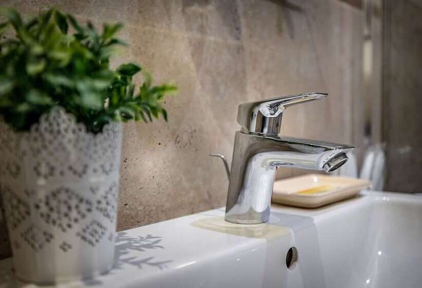 اتاق سوپریور, La Stella D'oro B&b