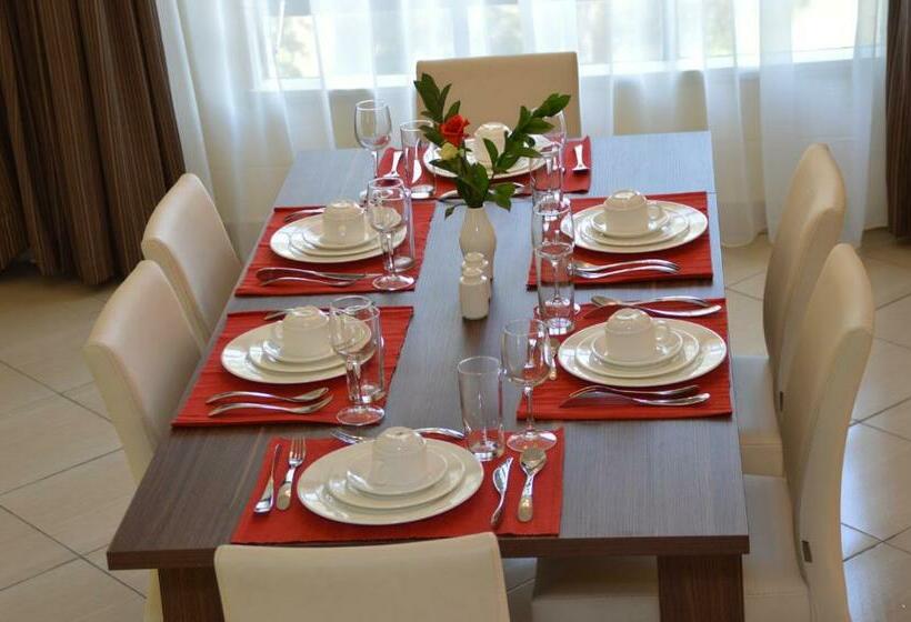 آپارتمان 3 خوابه, Norfolk Towers Serviced Apartment  Nairobi, City Centre Cbd