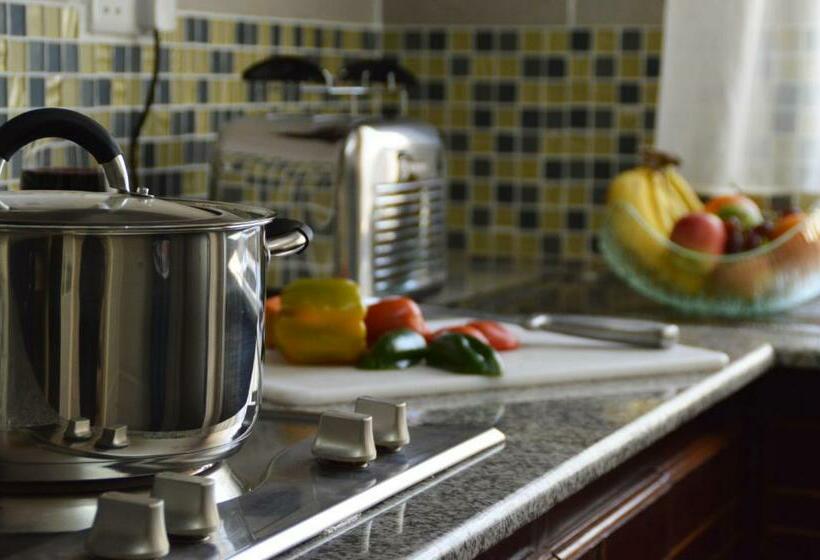 3ベッドルームアパートメント, Norfolk Towers Serviced Apartment  Nairobi, City Centre Cbd