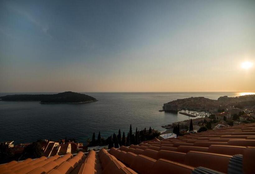 Студия Стандарт, Rooms Raič