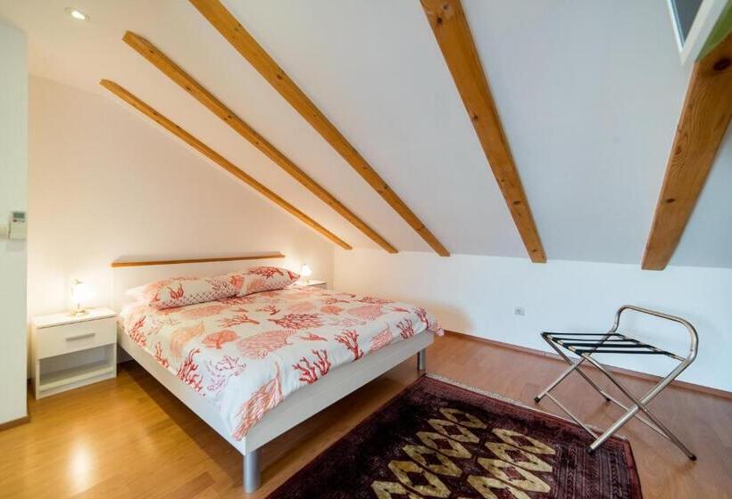 Студия Стандарт, Rooms Raič