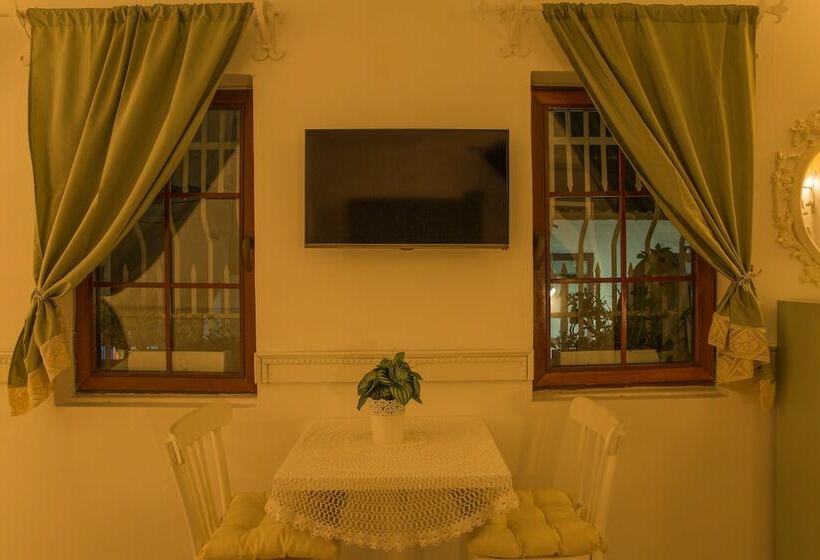 סוויטה נוף לים, 8 Oda Boutique Homes