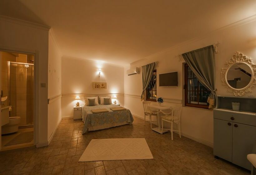سوییت با چشم‌انداز دریا, 8 Oda Boutique Homes