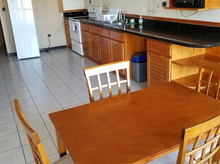 デラックススタジオ, Monte Campana Escazu