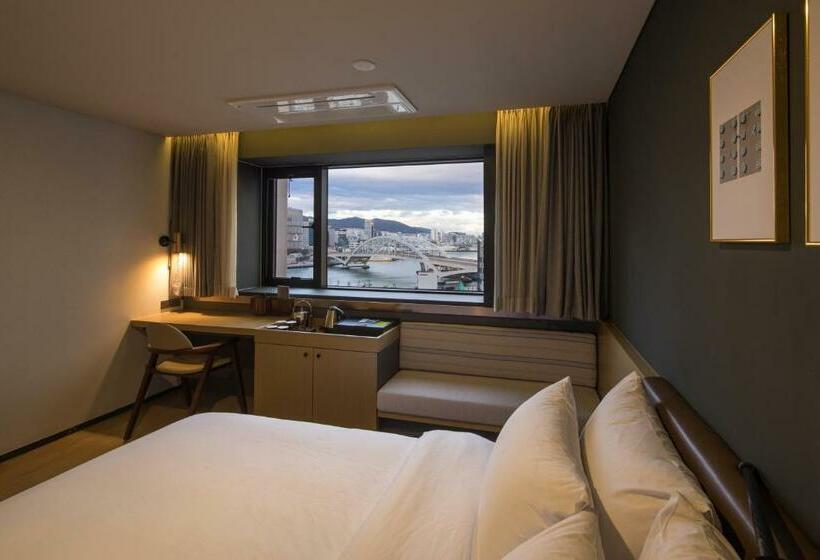 Номер Deluxe Вид на Море, Bayhound