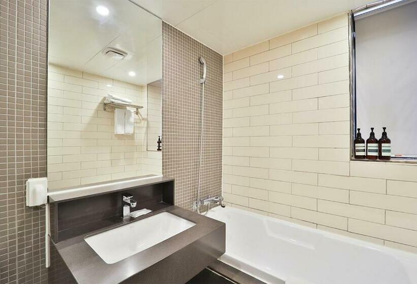 Номер Стандарт, Bayhound