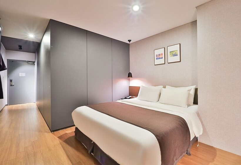 Номер Стандарт, Bayhound