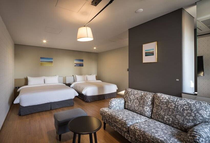 Family Suite, Bayhound