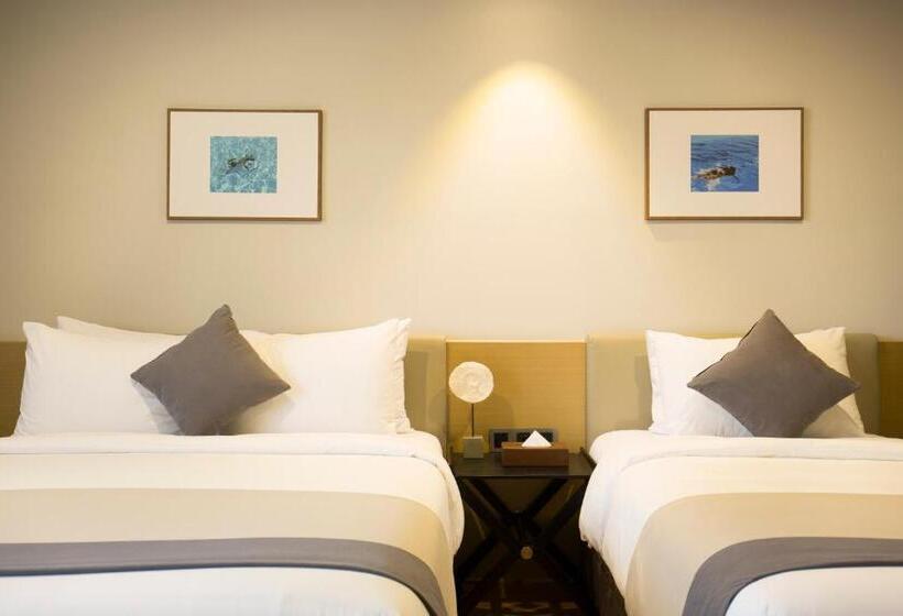 Семейный Номер Премиум, Bayhound