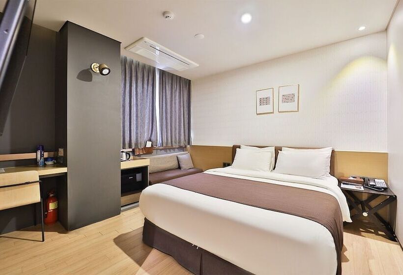 Номер Стандарт, Bayhound