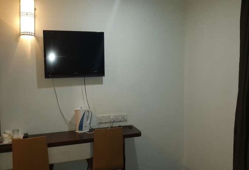 اتاق لوکس, Bintang