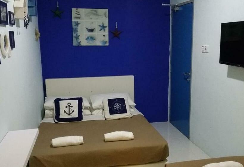 Quarto Triplo Superior, Fantasy Boutique