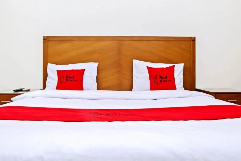 デラックスルーム, Residences By Reddoorz Near Rumah Mode