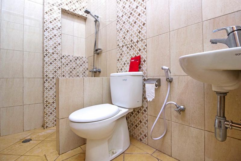 スタンダードルーム, Residences By Reddoorz Near Rumah Mode