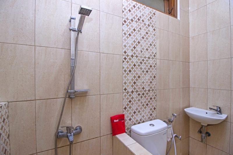 スタンダードルーム, Residences By Reddoorz Near Rumah Mode