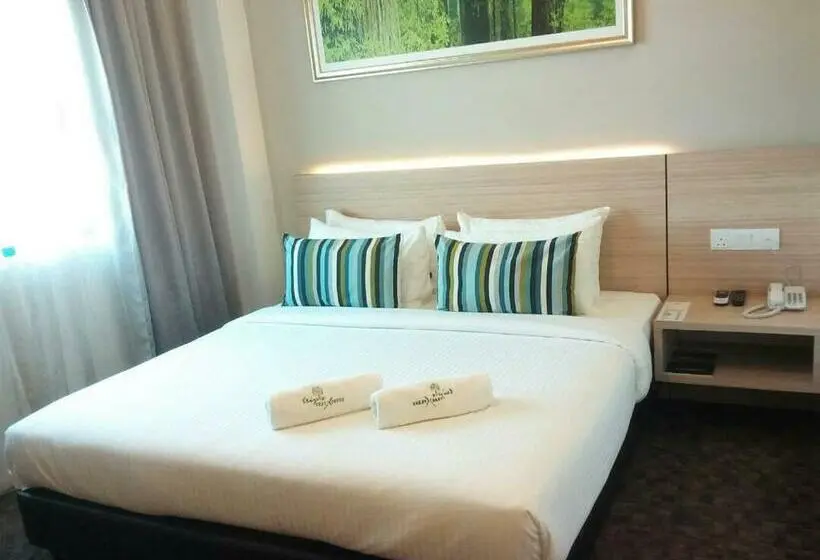 اتاق سوپریور با تخت بزرگ, The Inn