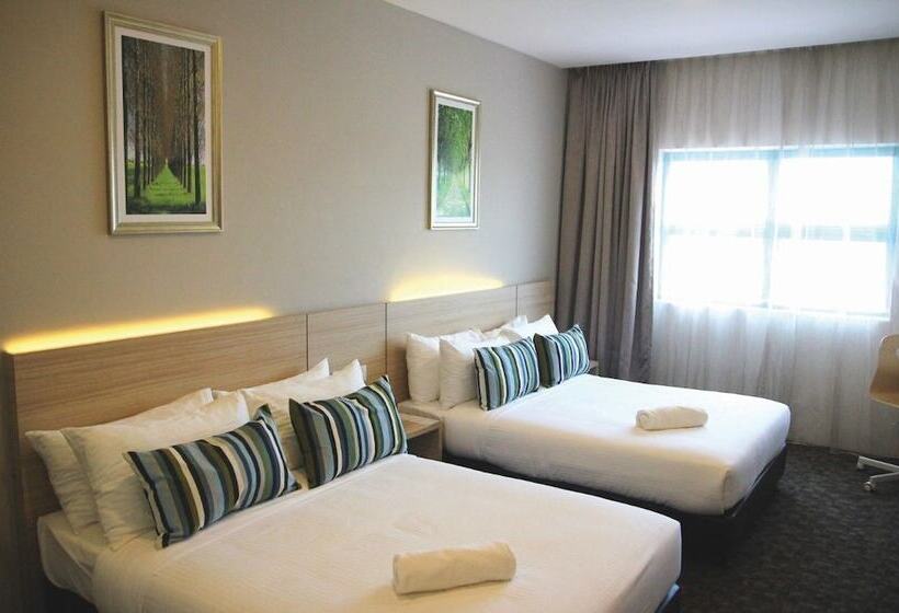 غرفة ديلوكس, The Inn