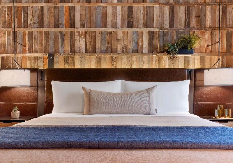 غرفة قياسية فردية, The Inn