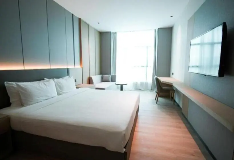 اتاق لوکس با تخت بزرگ, The Inn
