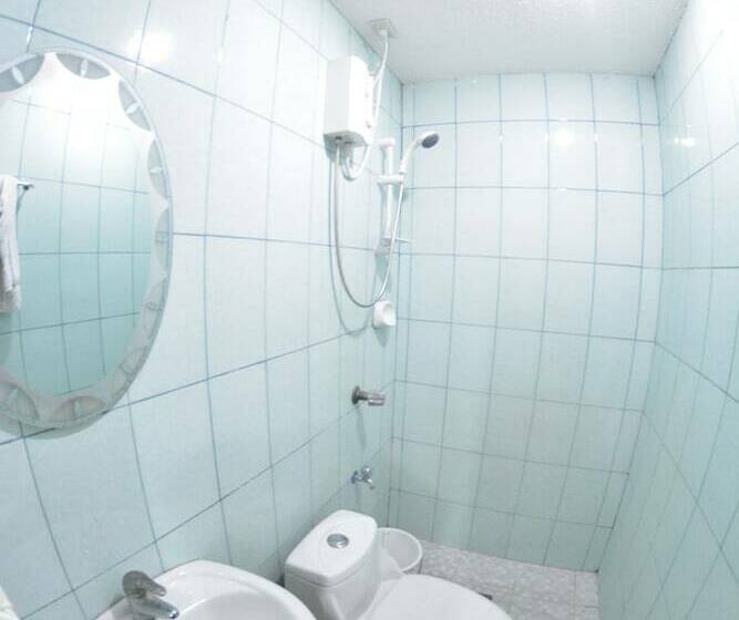 اتاق اکونومی یک تخته, Honey Hunt House