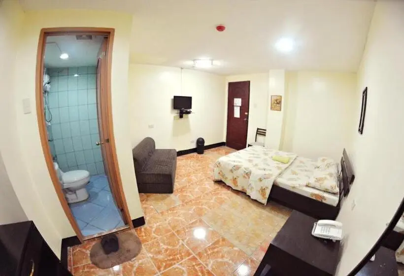 Superior-huone, Honey Hunt House
