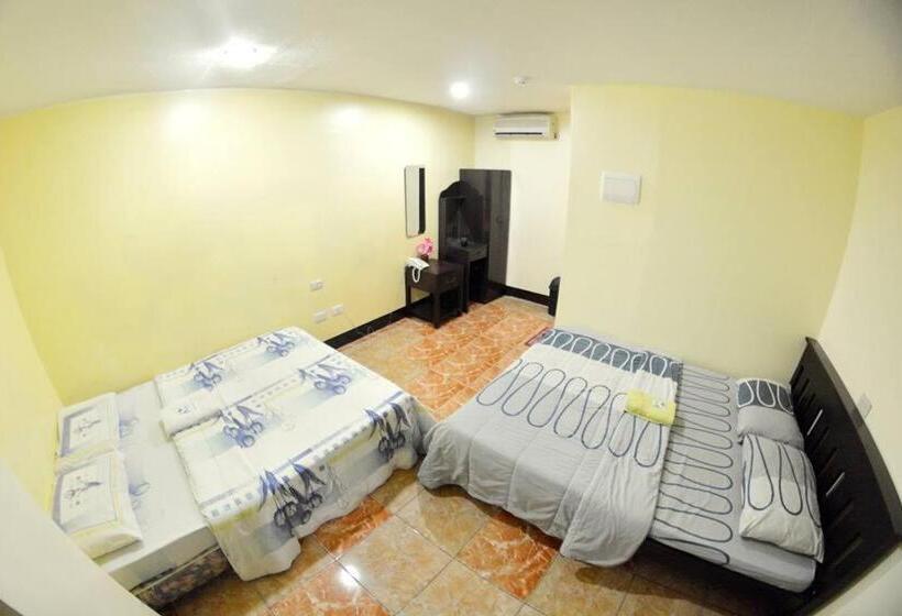 اتاق لوکس خانوادگی, Honey Hunt House