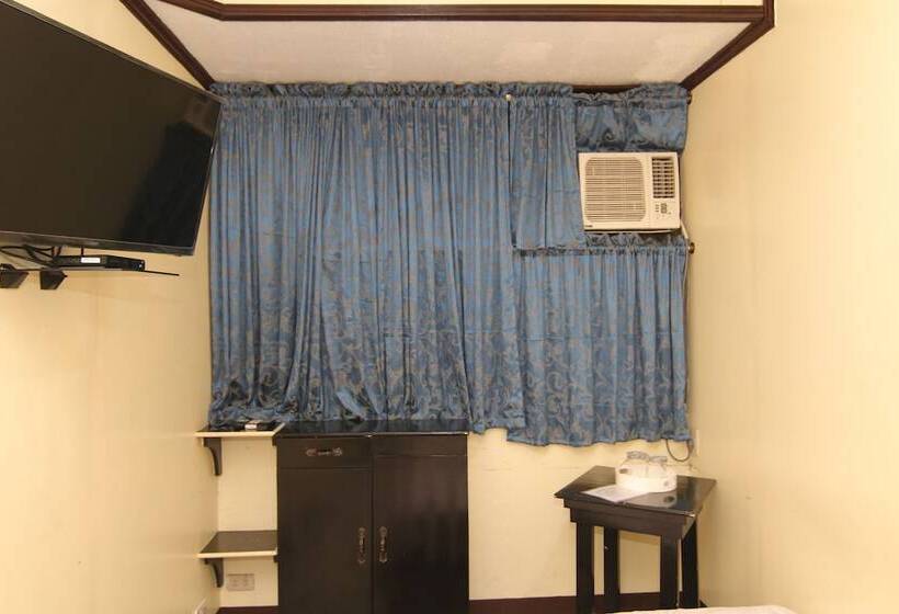 اتاق اکونومی یک تخته, Honey Hunt House