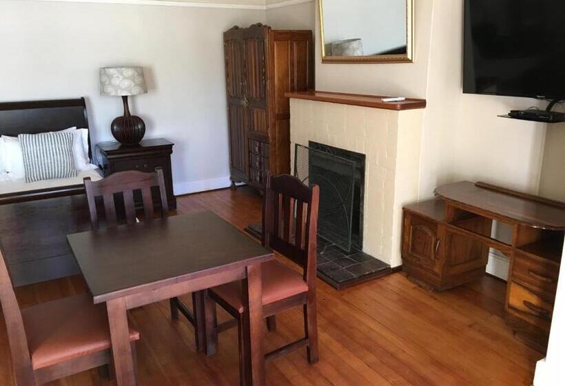 Номер Deluxe, The Solomon Guest House