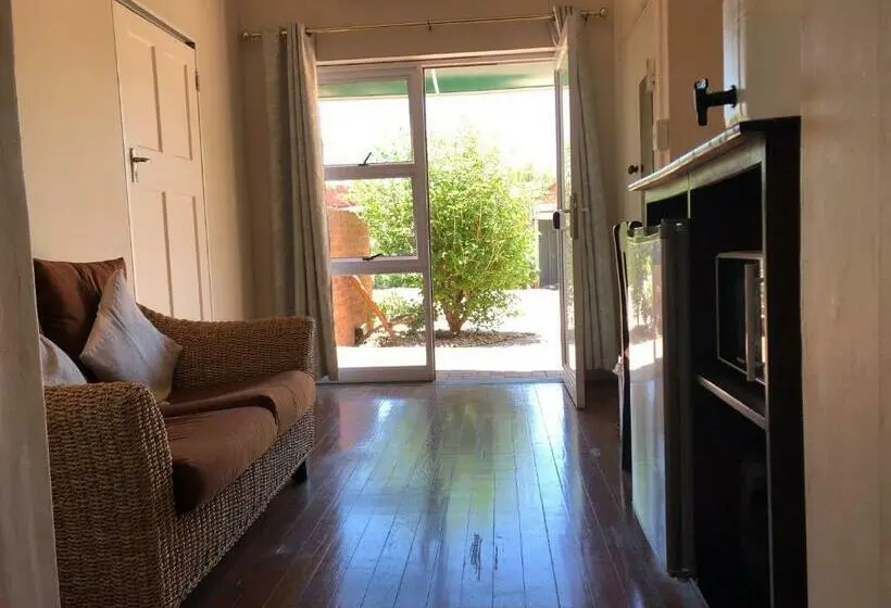 Standard Kolmen Hengen Huone, The Solomon Guest House