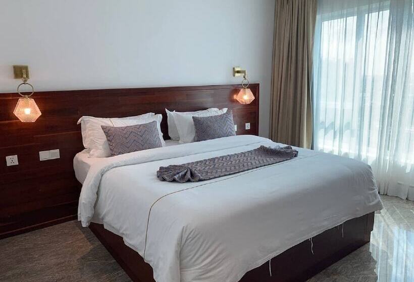 חדר דלוקס יחיד, Dyvith