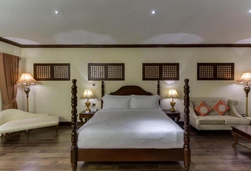 سوییت, Espacio Verde Resort