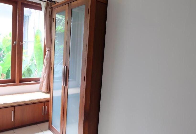 带大床的标准工作室, Semarandana Bedrooms And Pool