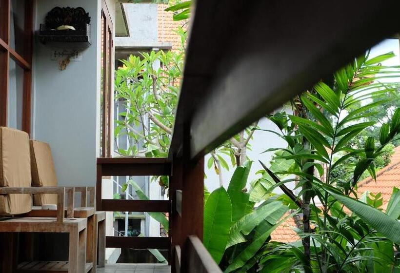 带大床的标准工作室, Semarandana Bedrooms And Pool