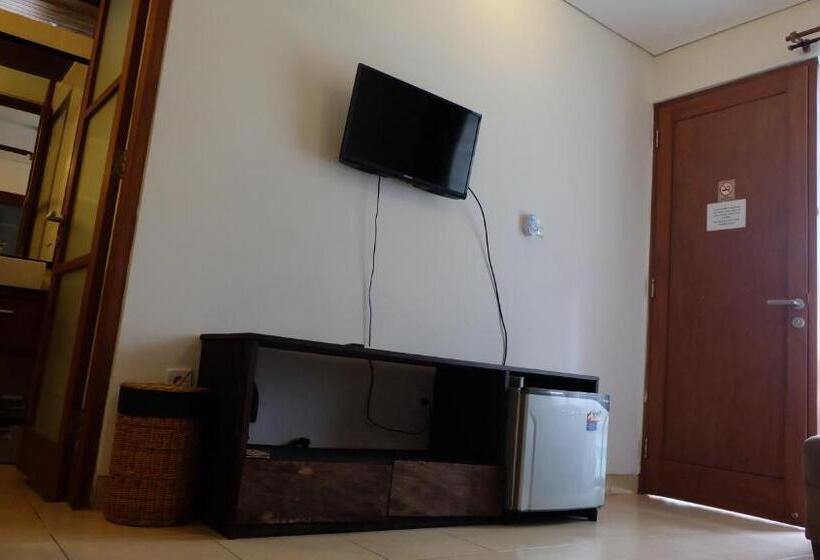 带大床的豪华间, Semarandana Bedrooms And Pool