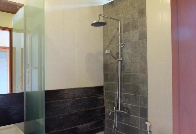 带大床的标准间, Semarandana Bedrooms And Pool