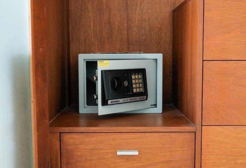 带大床的标准间, Semarandana Bedrooms And Pool