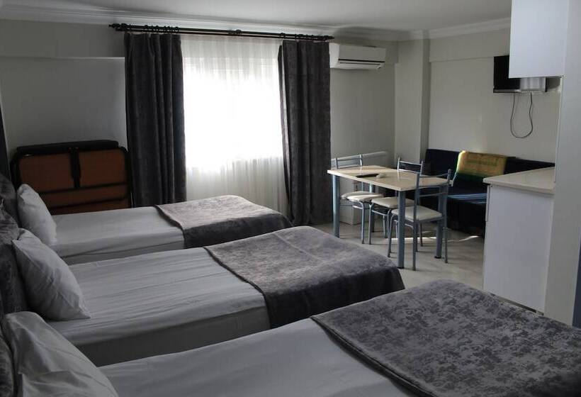اتاق لوکس با بالکن, Oban Suites Istanbul