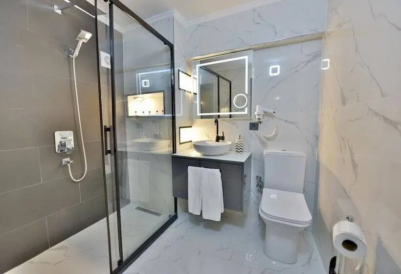 オーシャンビューのデラックストリプルルーム, Oban Suites Istanbul