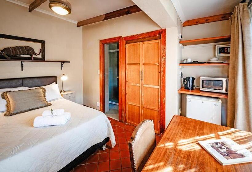 Номер Стандарт Индивидуальный, The Village In Hatfield