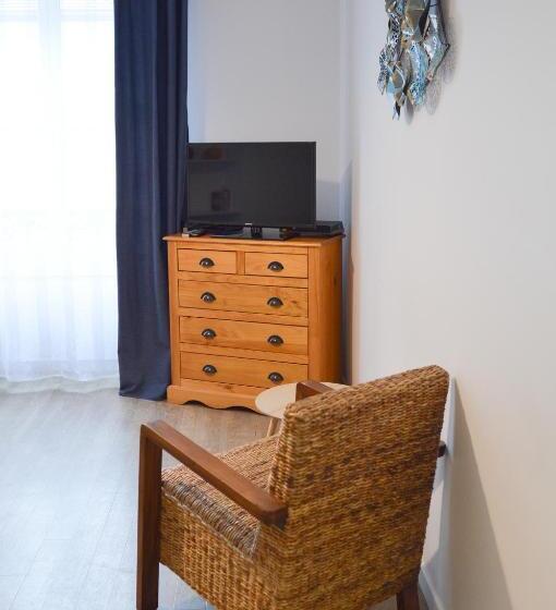 סטודיו סופריור, Résidence Hôtel Les Joséphines