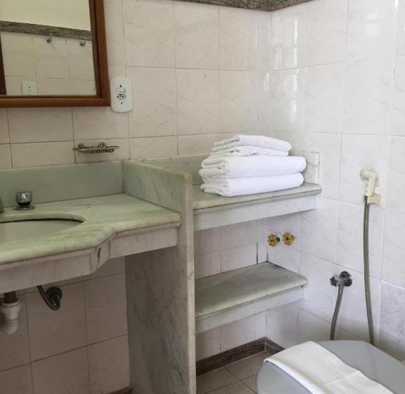 غرفة قياسية, Eden Praia