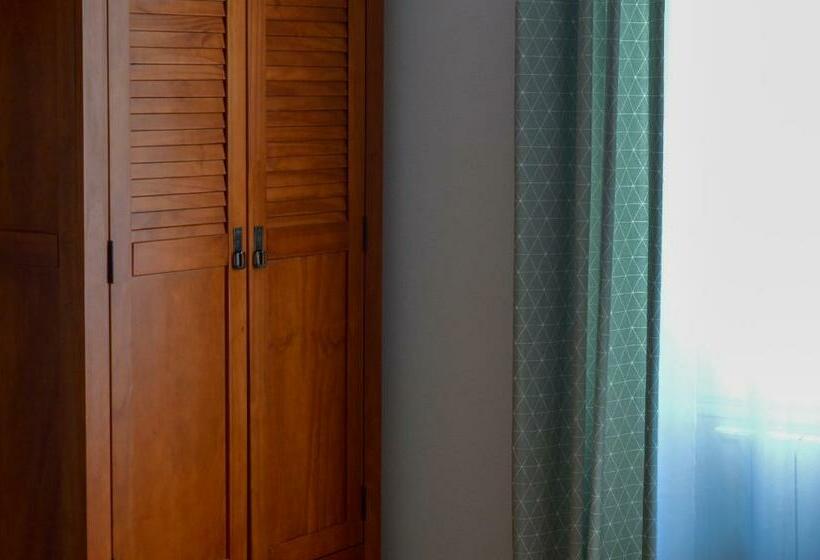 סטודיו סופריור, Résidence Hôtel Les Joséphines