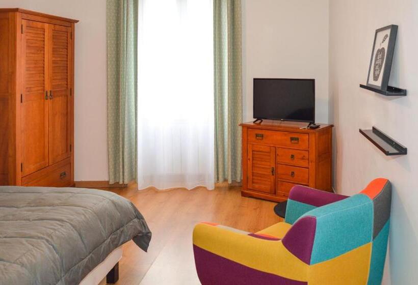 إستوديو سوبيريور, Résidence Hôtel Les Joséphines