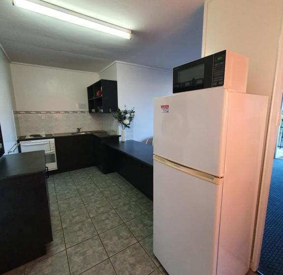 آپارتمان 1 خوابه, Sunseeker Motel