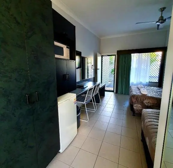 اتاق لوکس, Sunseeker Motel