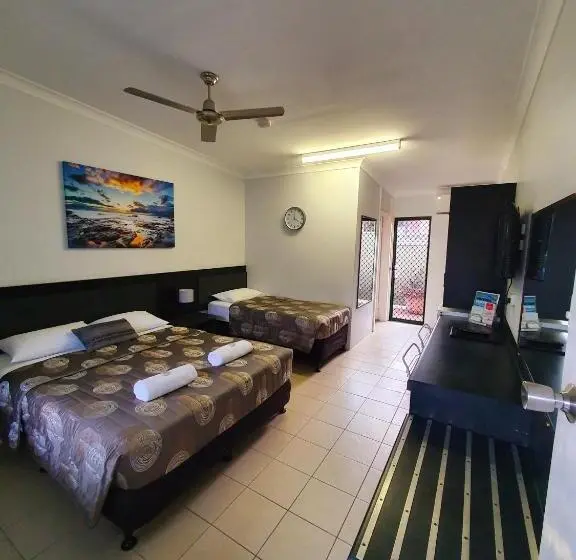 اتاق لوکس, Sunseeker Motel