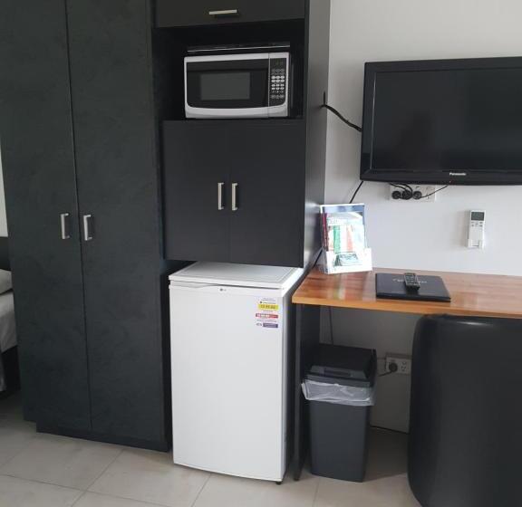 اتاق لوکس, Sunseeker Motel