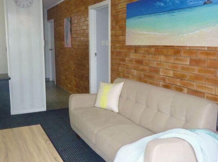 آپارتمان 2 خوابه, Sunseeker Motel