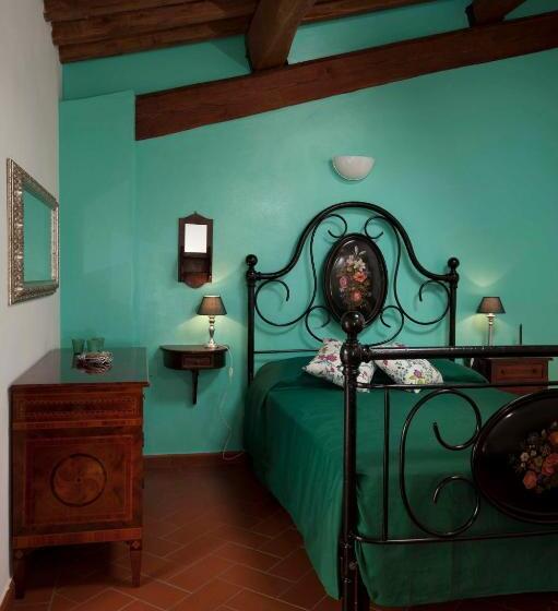 חדר סטנדרט לשלושה, Antico Granaione