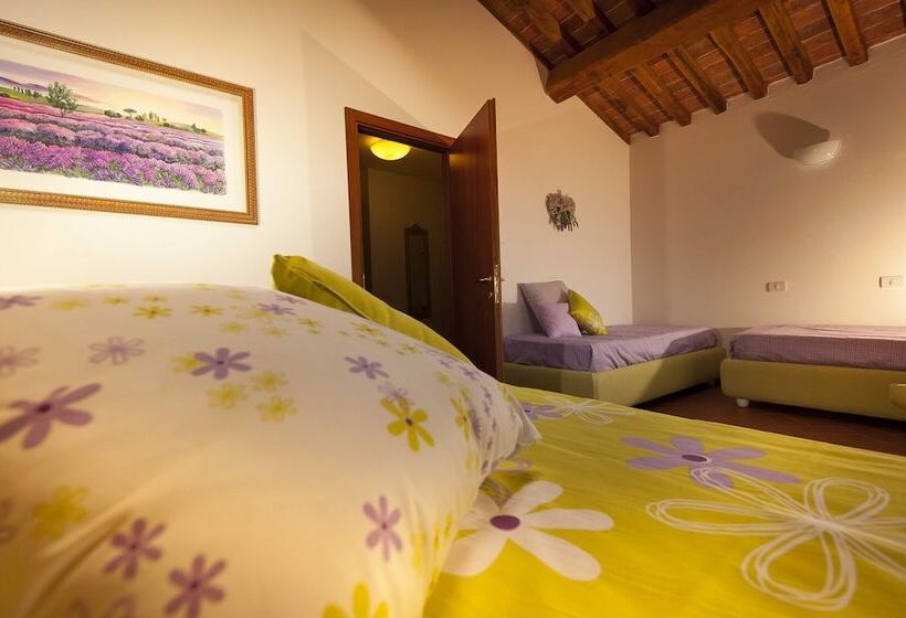 חדר סטנדרט לארבעה, Antico Granaione